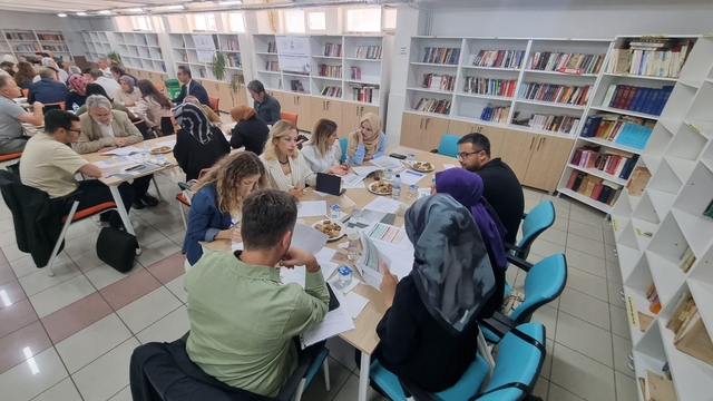 Ladik'te akran zorbalığına karşı eğitmenler yetiştirildi