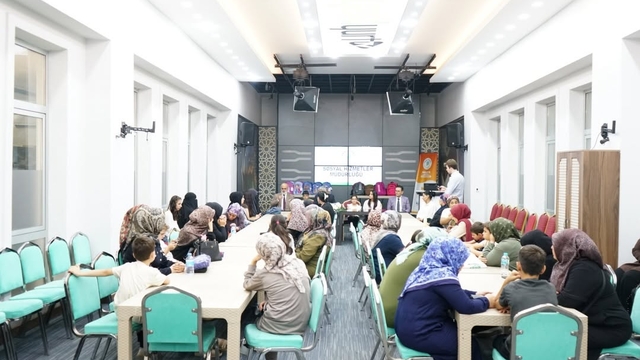 Malatya'da ihtiyaç sahibi öğrencilere yardim yapildi