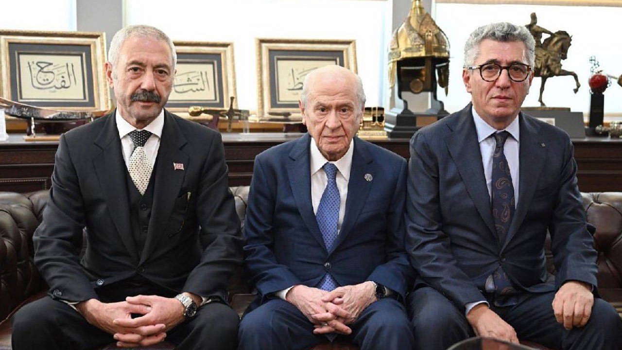MHP'den tarihi buluşma: Sarallar ve Şahinler bir araya geldi