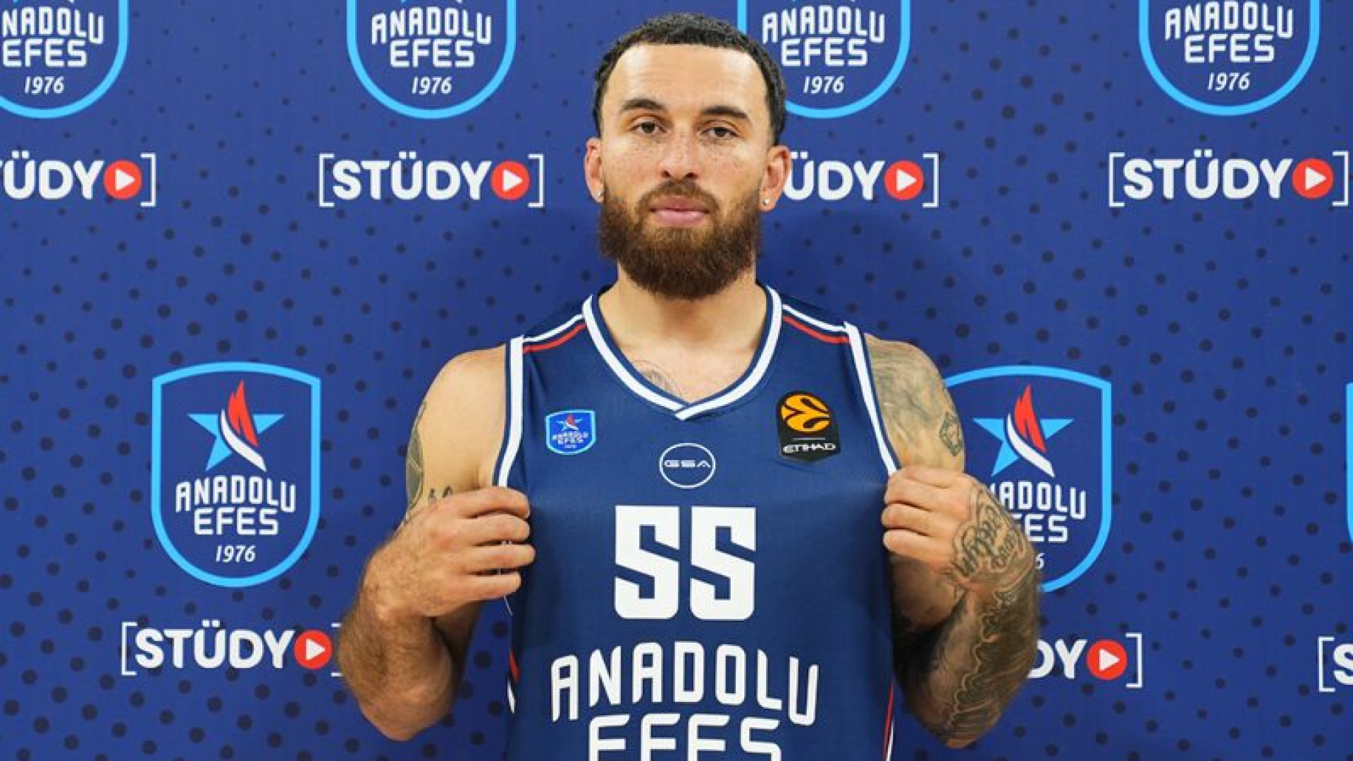Mike James, Anadolu Efes'e katıldığı için heyecanlı