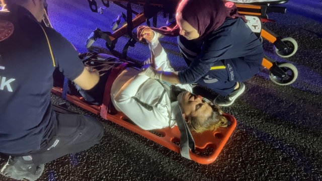 Mudanya'da kaza: Karı koca motosikletten ağır yaralı