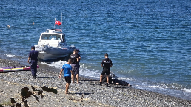 Mudanya'da tekneden denize giren kişi ölü bulundu