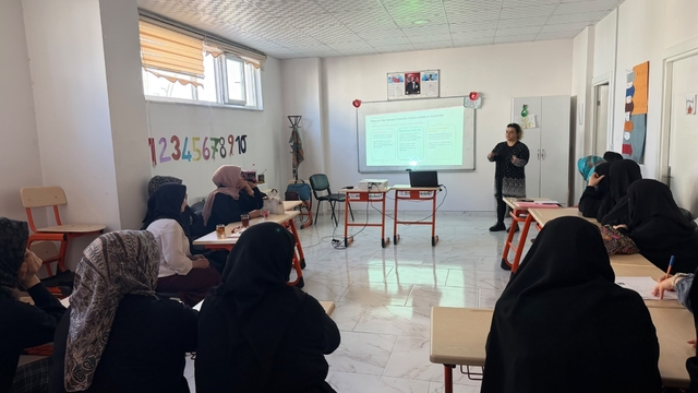 Muş'ta kadınlara uyuşturucu bağımlılığı semineri düzenlendi
