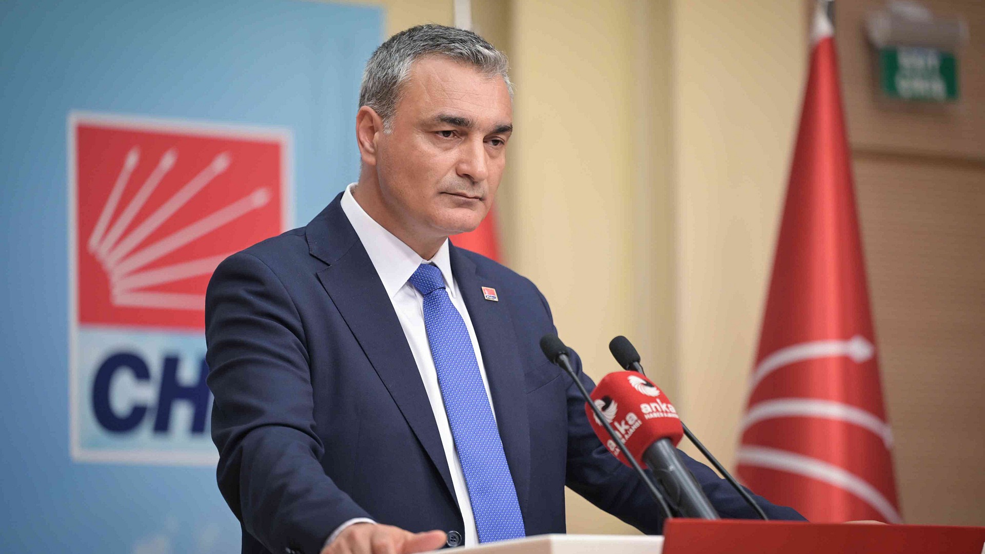 Müslim Sarı'dan 2024 yerel seçimleri öncesi transfer uyarısı