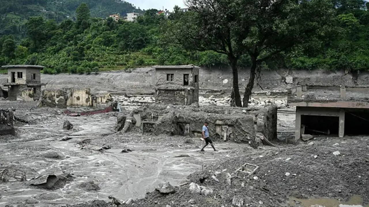 Nepal'deki sel felaketi BM İklim Fonu'nu eleştirdi