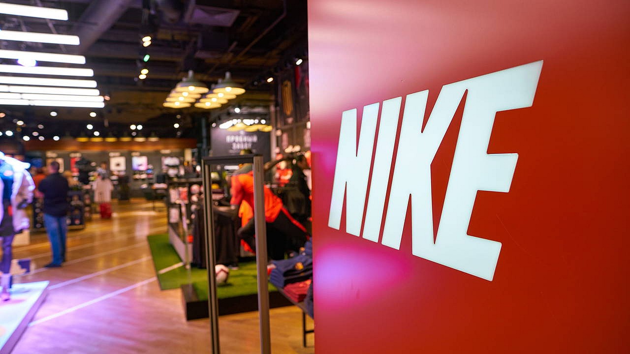 Nike S&P 100 endeksinden çıkarılıyor, piyasa değeri düştü
