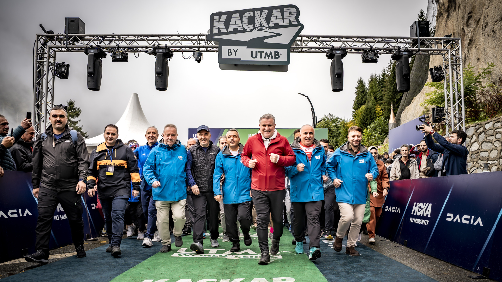 Osman Aşkın Bak, Kaçkar by UTMB maratonunun startını verdi