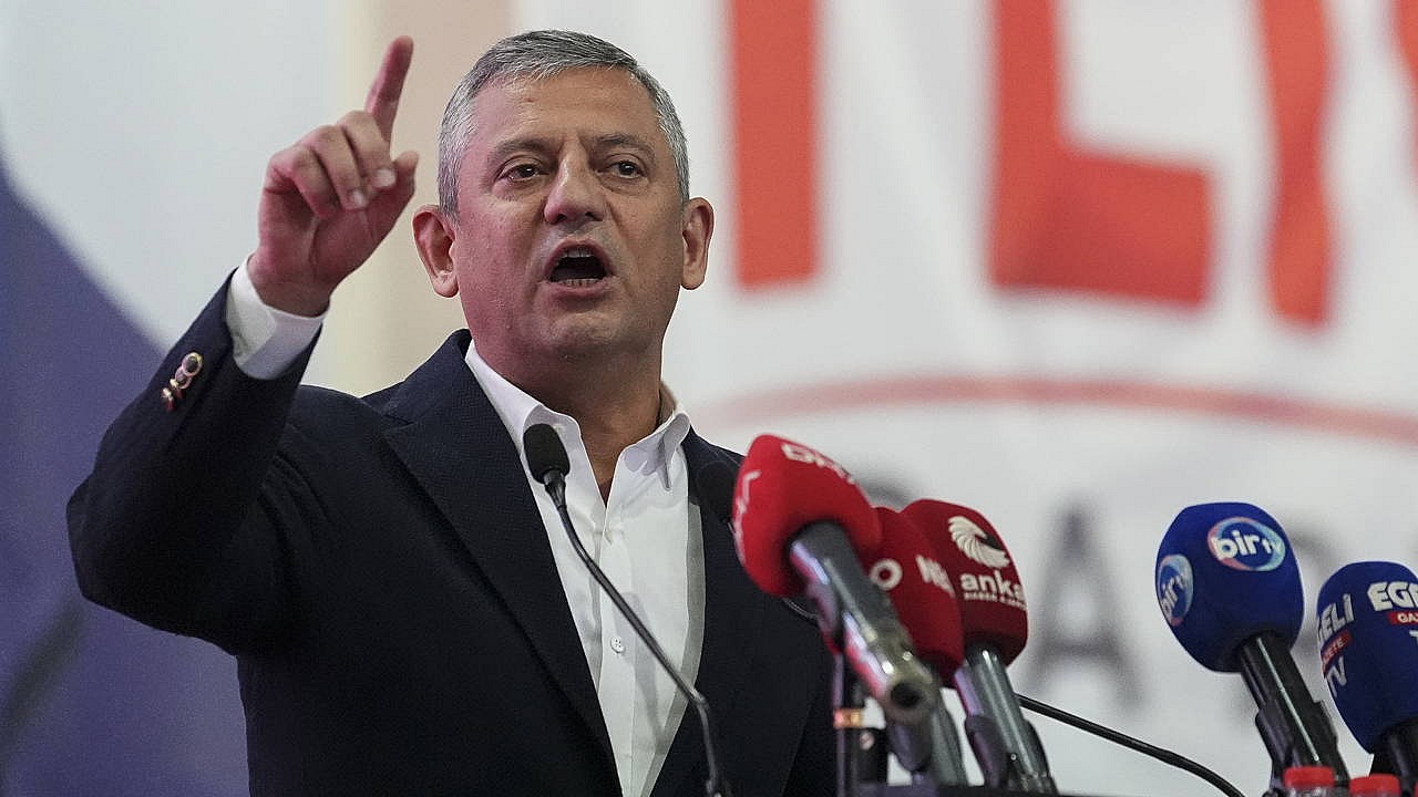 Özgür Özel, Erdoğan'a Fatma Betül Sayan Kaya'yı sordu