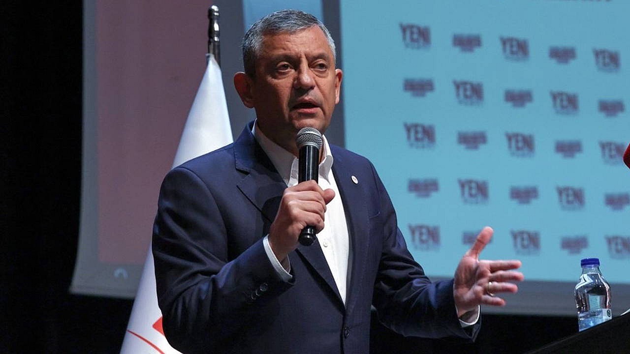 Özgür Özel Erdoğan'a seslendi: İki seçenek var.