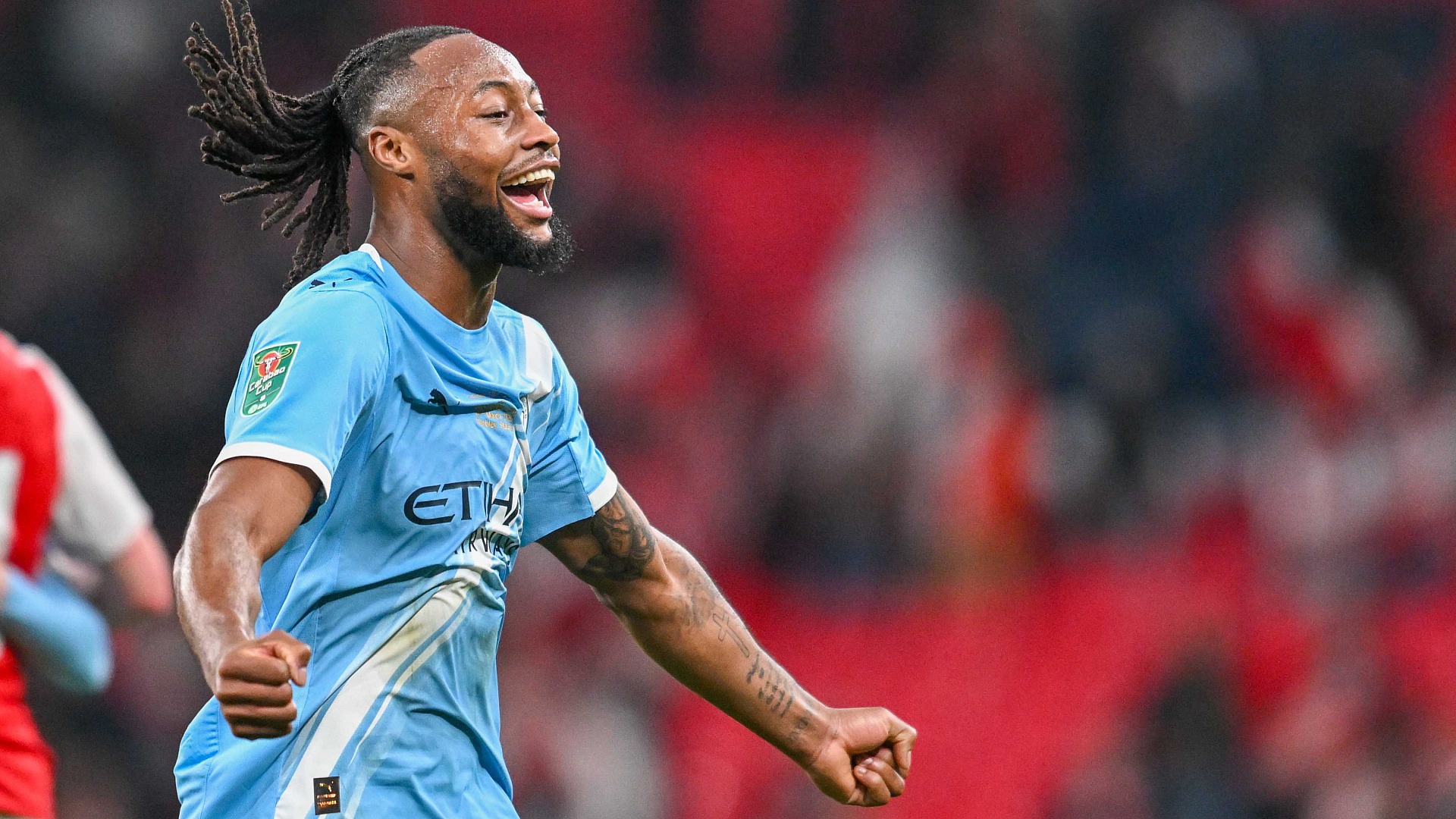 Premier Lig'de 8 gollü maçı Manchester City kazandı