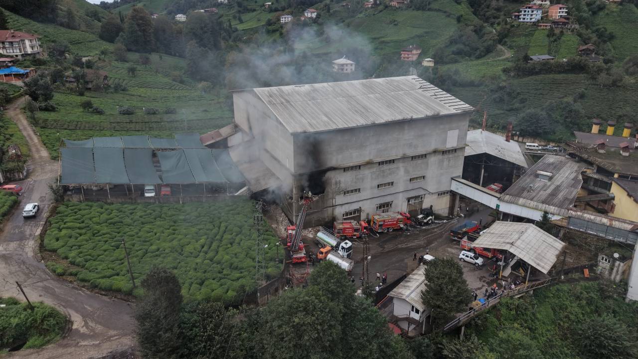 Rize'de çay fabrikasında yangın paniği yaşandı