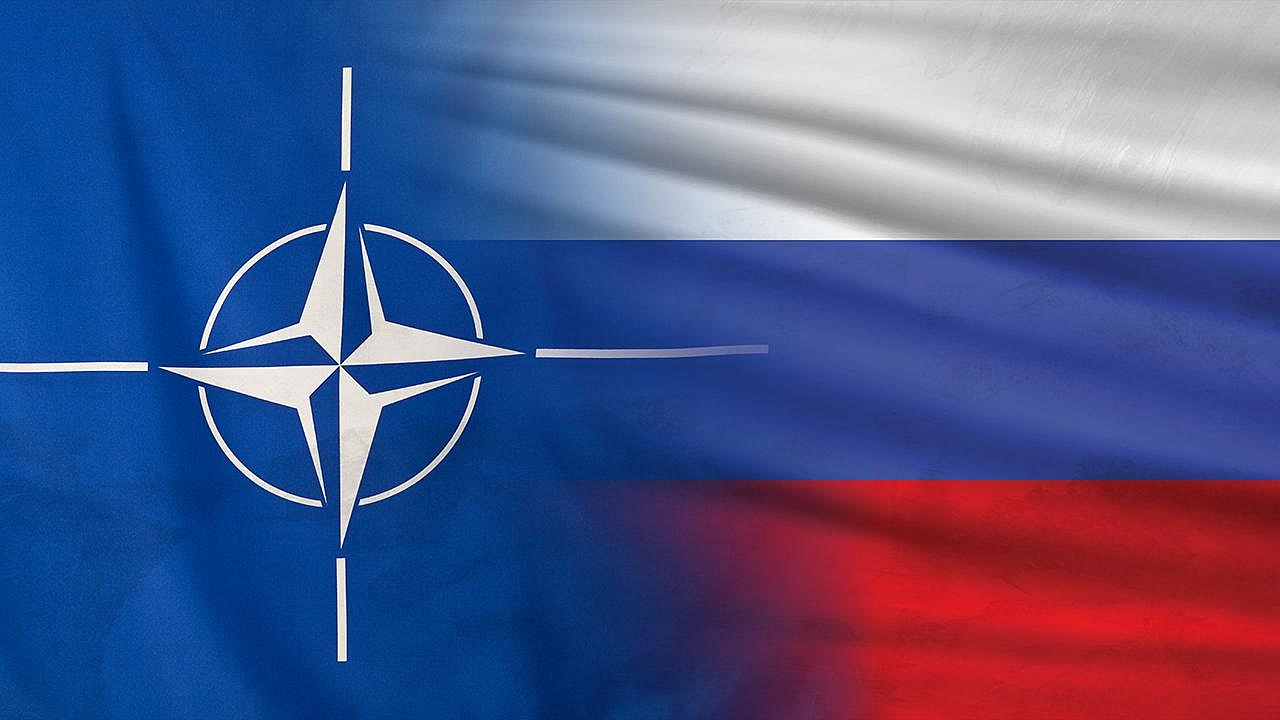 Rusya'dan NATO'ya sert uyarı: tüm askeri araçlar hazır