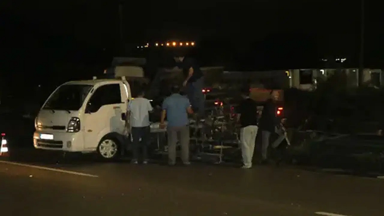 Samsun'da otomobil kamyonete çarptı: 4 yaralı