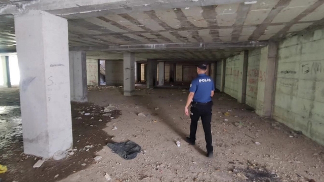 Sandıklı'da metruk binalara denetim yapıldı