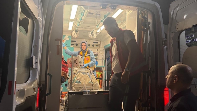 Siirt'te 2 günlük bebeğe TAPVD tanısı konuldu