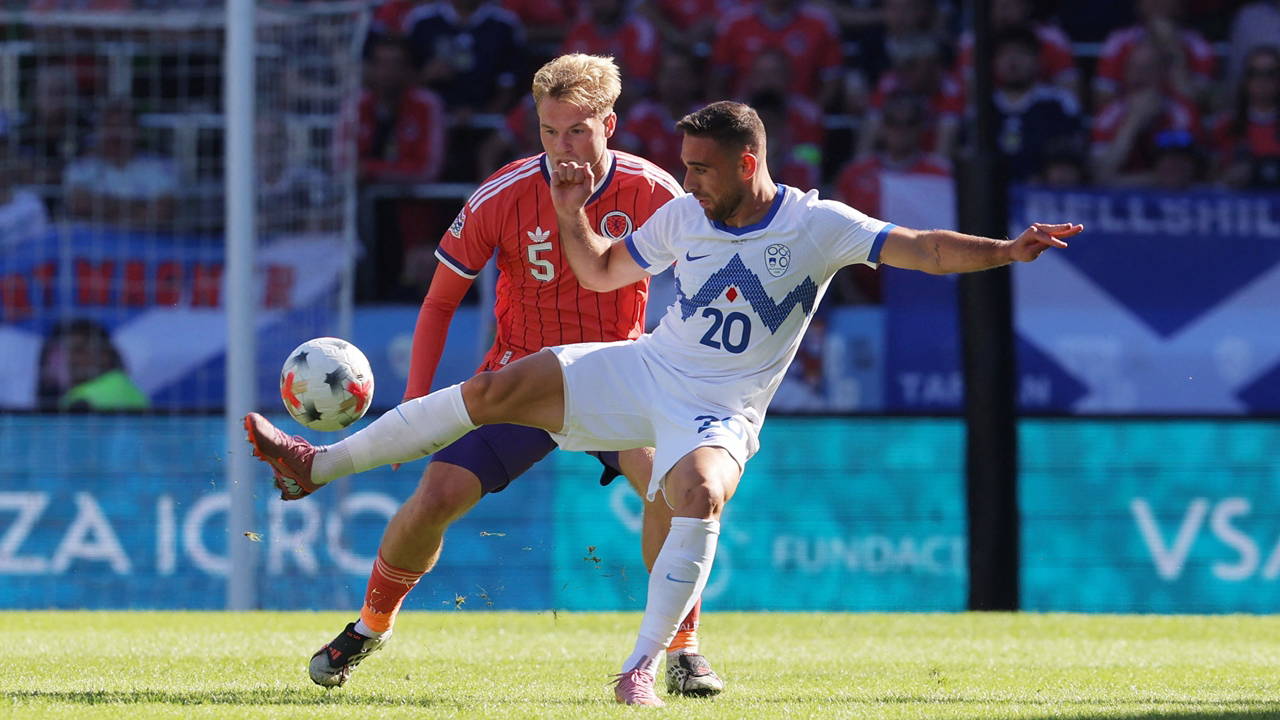 Slovenya - İskoçya maçında gol sesi çıkmadı