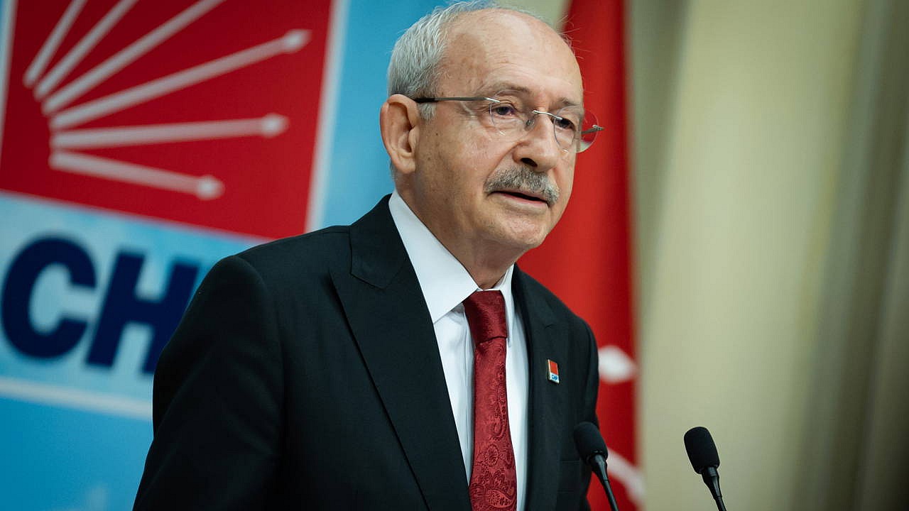 Sosyal Demokrasi Derneği, Kemal Kılıçdaroğlu'nu ihraç etti