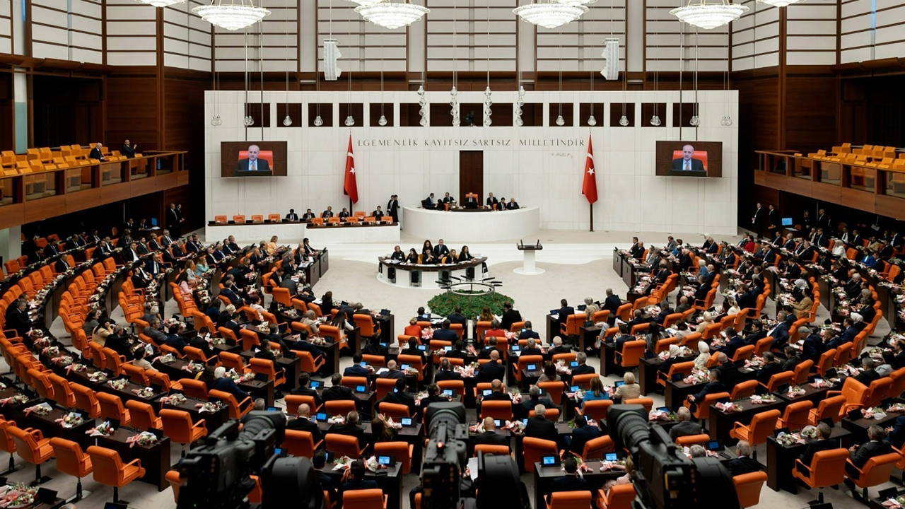 TBMM, 1 Ekim'de açılıyor: Gündemdeki konular ve düzenlemeler