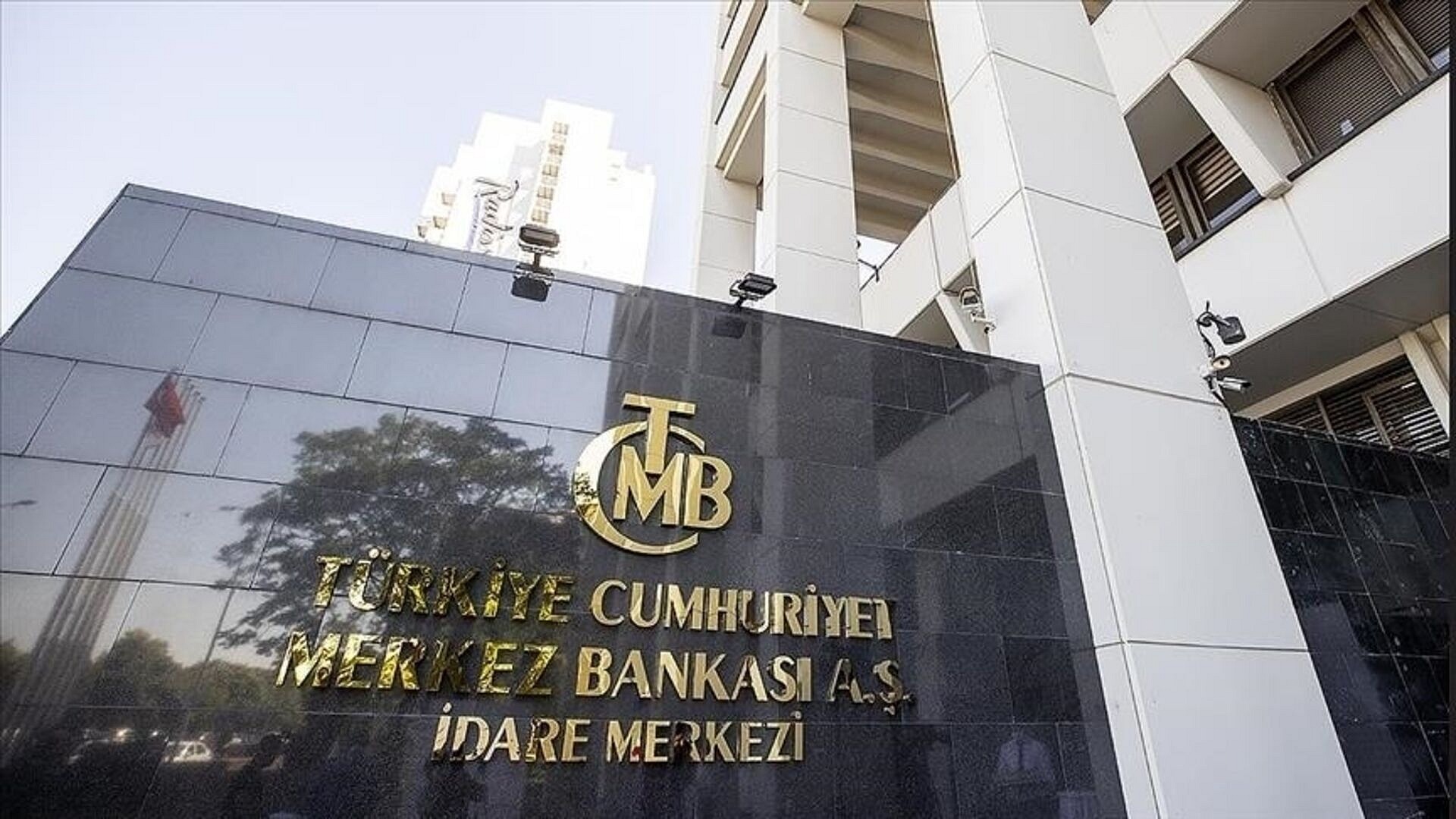 TCMB, haftalık repo ihalesini 300 milyar TL'ye yükseltti