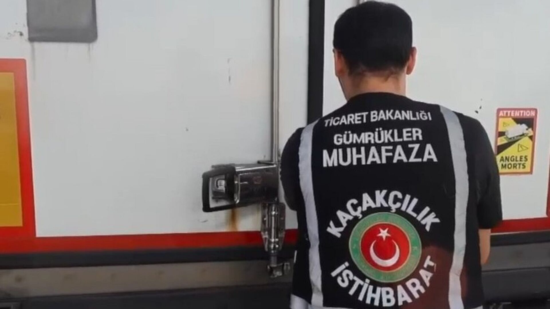 Ticaret Bakanlığı 8 ayda 82 milyar lira kaçak eşya ele geçirdi