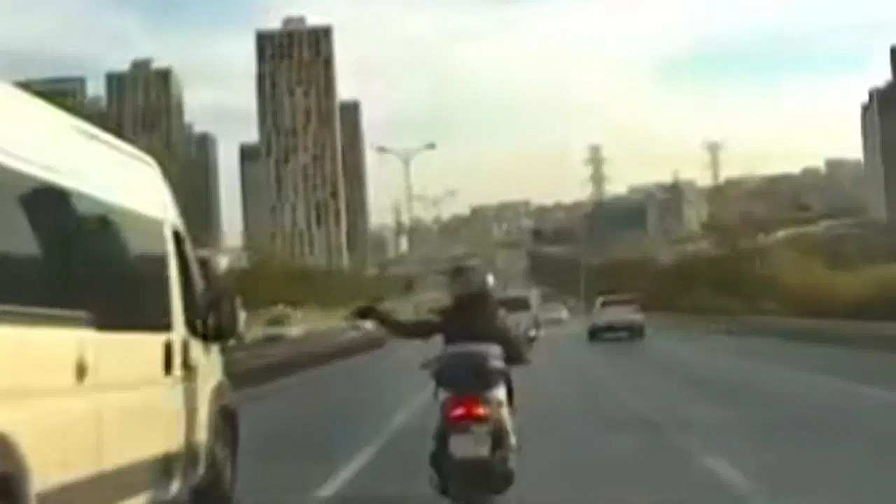 Trafik güvenliğini tehlikeye atan servis şoförü tutuklandı