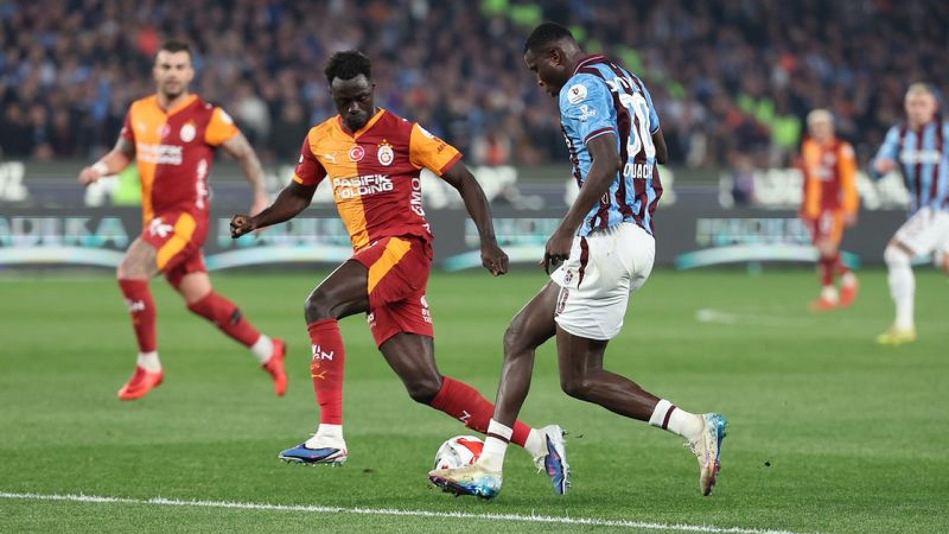 Trendyol Süper Lig'de dev maçın hakemi Batuhan Kolak