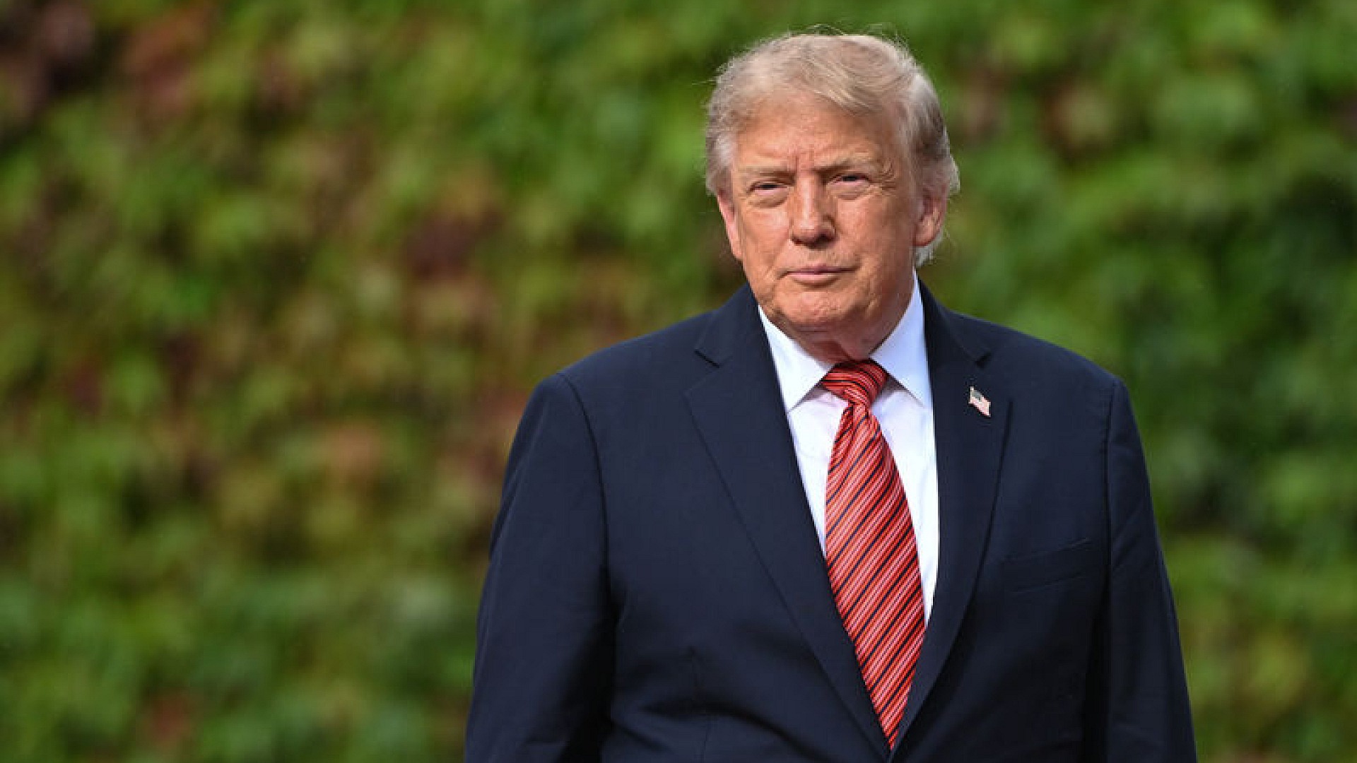 Trump, İran petrolü hakkında dikkat çeken açıklamada bulundu