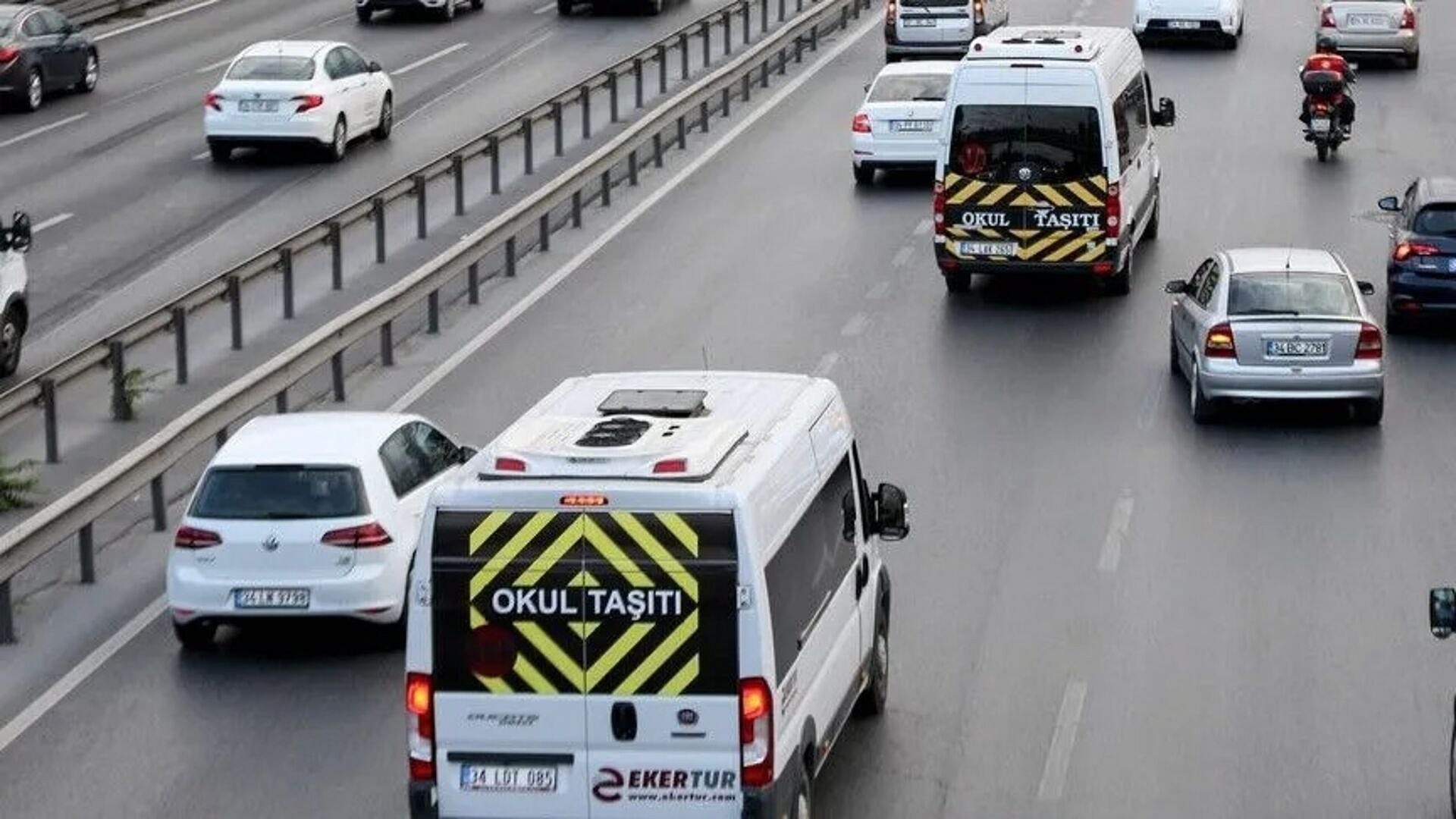 Üç büyük şehirde okul servis ücretleri zamlandı