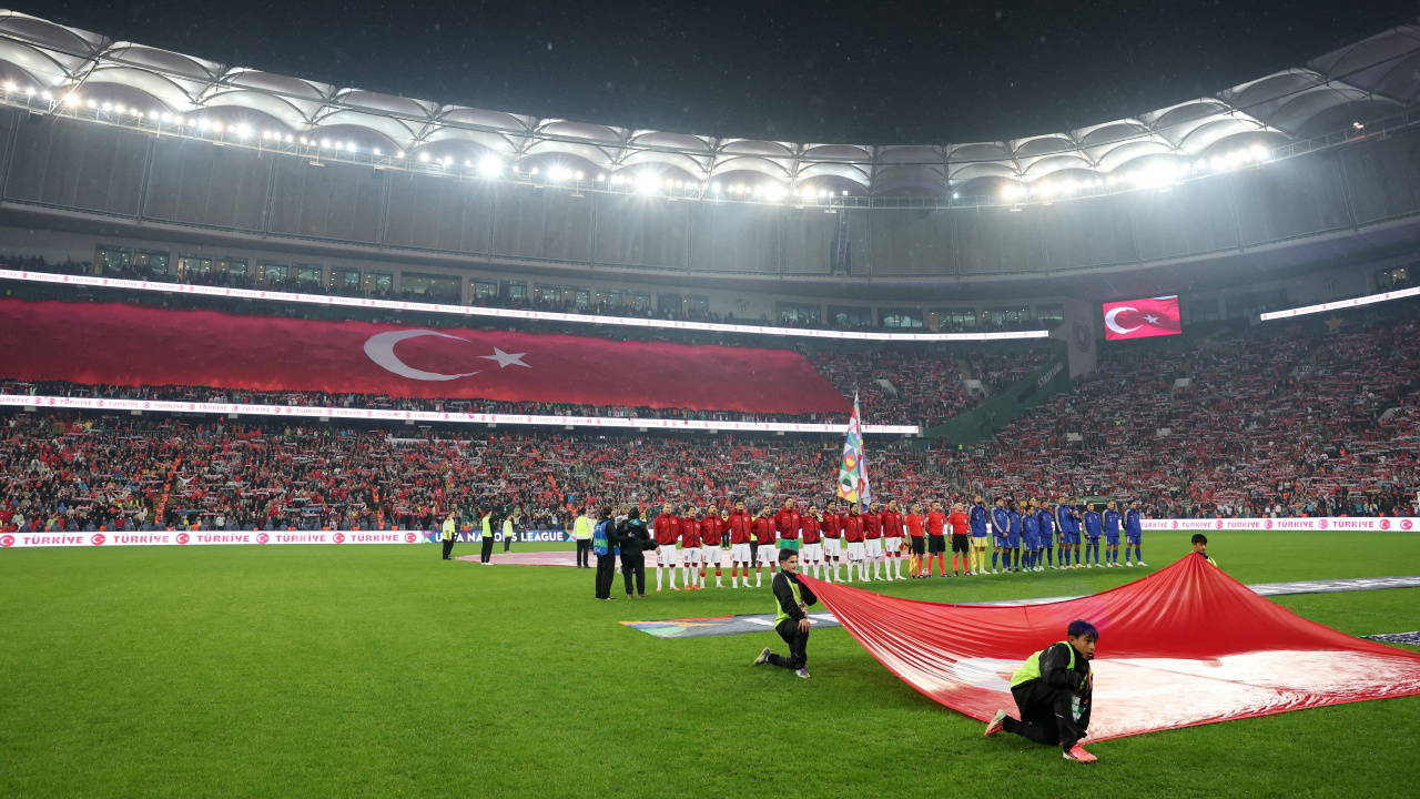 UEFA, milli takım oyuncusu gönderen kulüplere ödeme yapacak