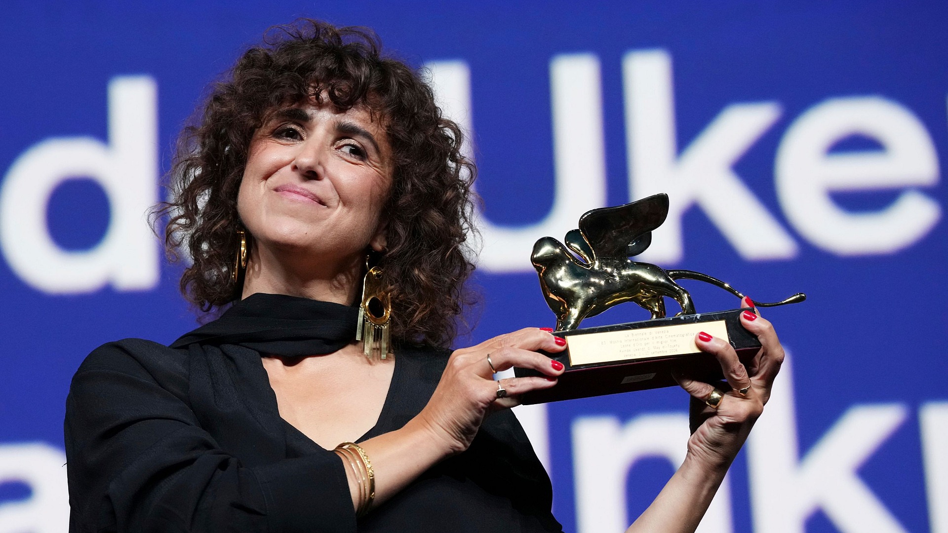 Venedik Film Festivali'nde Altın Aslan ödülü Women Unknown'a