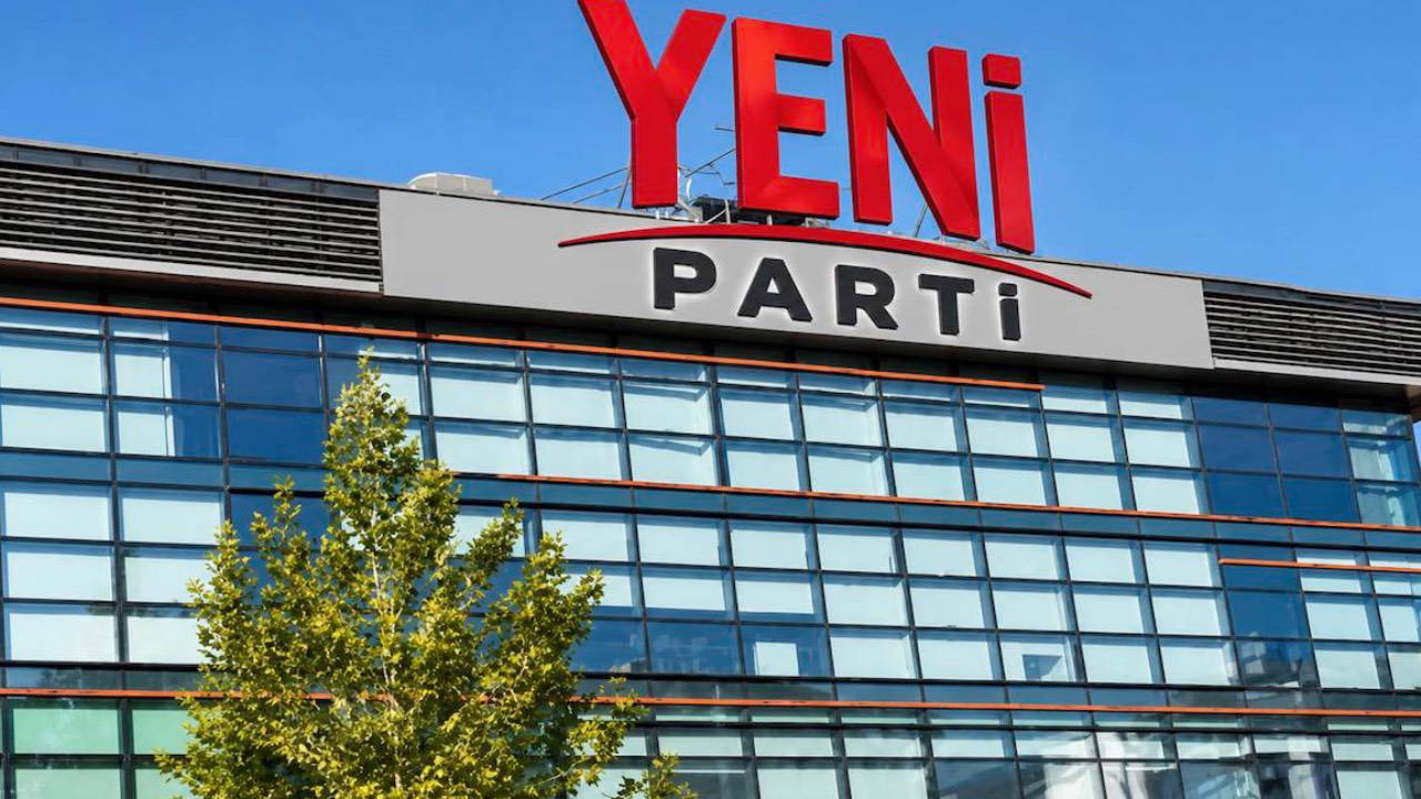 Yeni Parti'nin ismi Anayasa Mahkemesi'nde tartışılıyor