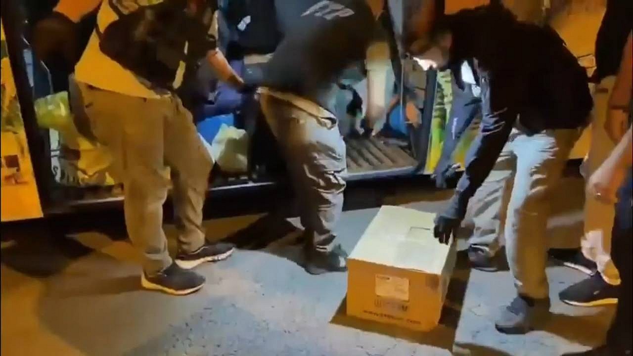 Yolcu otobüsünde 39 kilo 700 gram uyuşturucu ele geçirildi