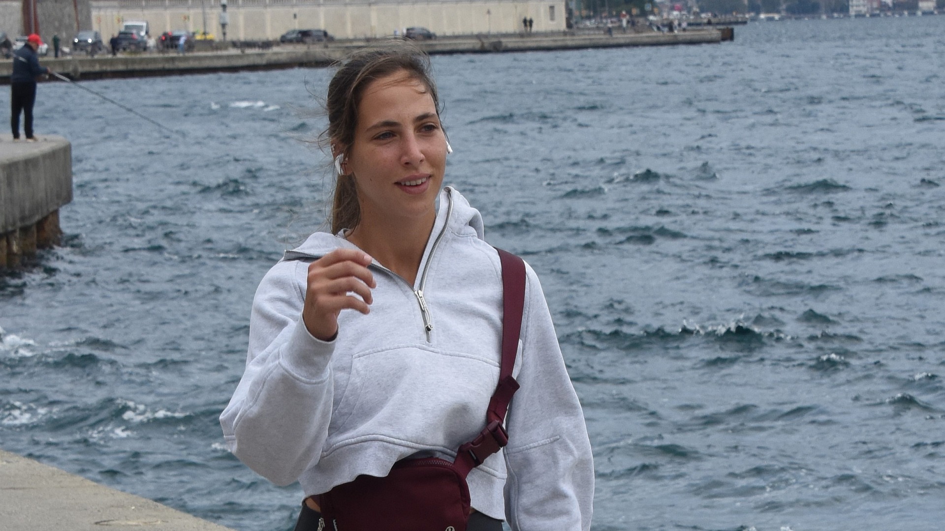 Zehra Çilingiroğlu annesi Hülya Avşar'ı övdü
