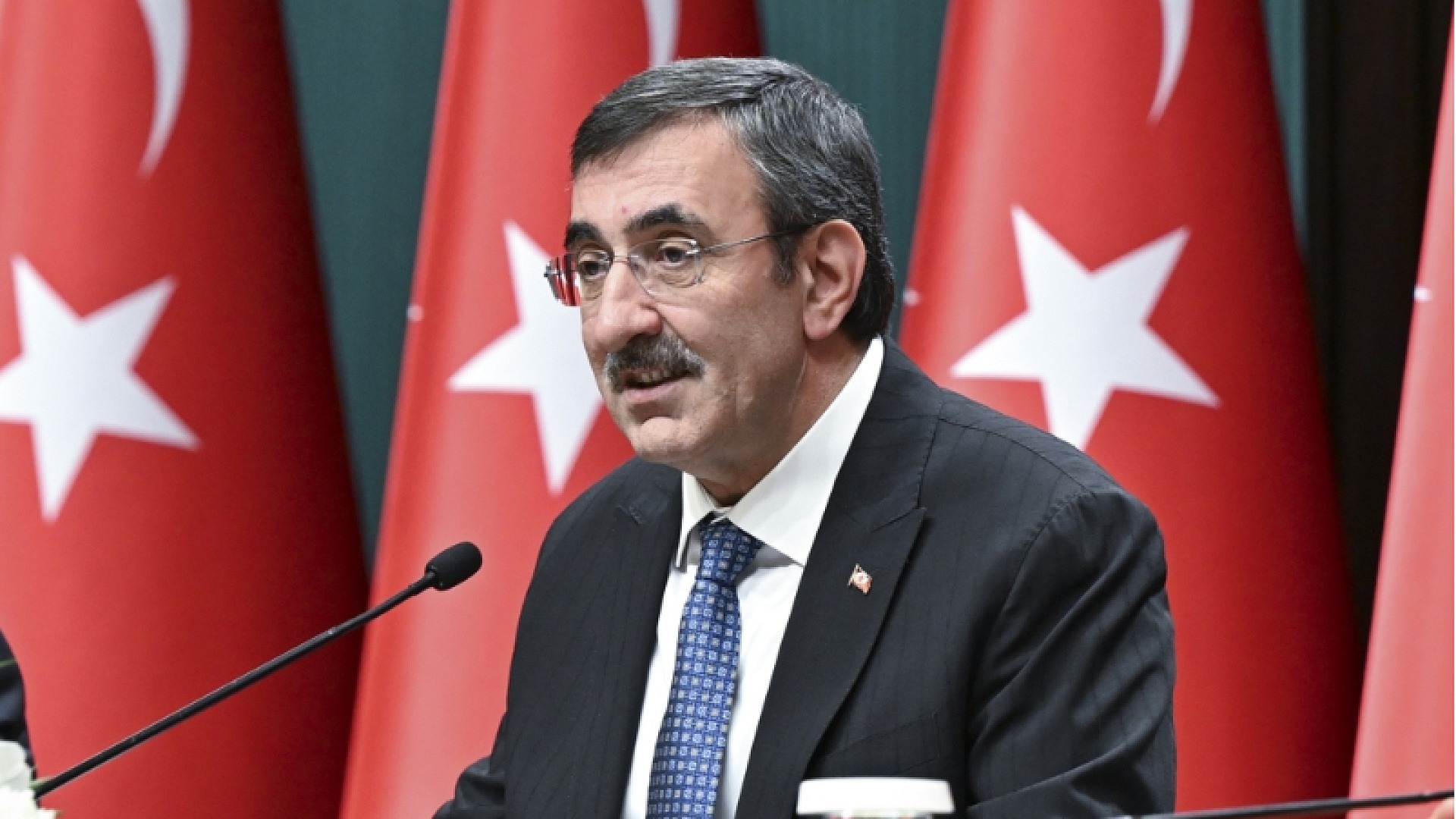 2027 bütçe açığı beklentisi yüzde 3,5 olarak öngörüldü