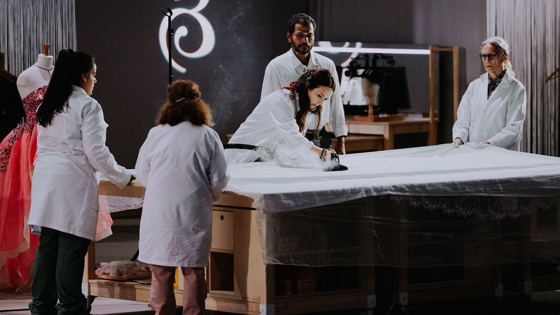 30. İstanbul Tiyatro Festivali, Lacrima ile başladı