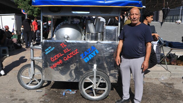 Adana'da Hacı Alyaput, el yapımı gazoz geleneğini sürdürüyor