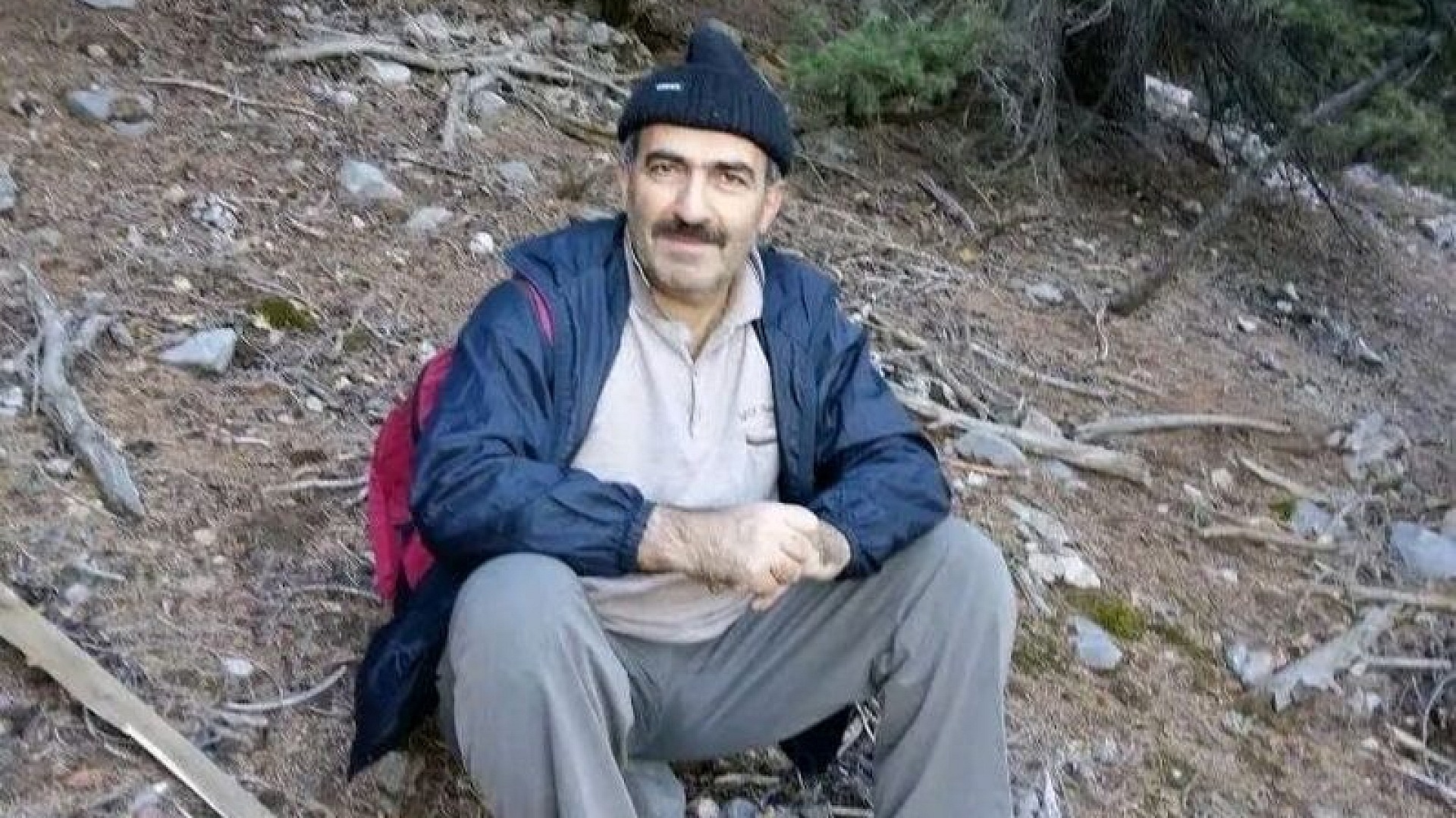 Adana'da iki aracın çarpışmasında Adem Pekdur hayatını kaybetti