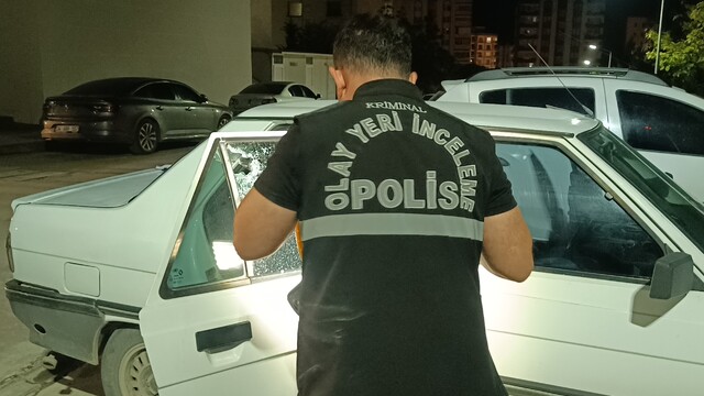 Adana'da iş yerine düzenlenen saldırıda 2 kişi yaralandı