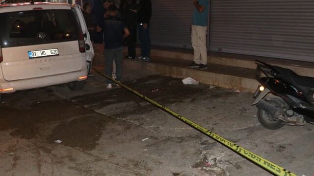 Adana'da silahlı saldırıya uğrayan genç ağır yaralandı