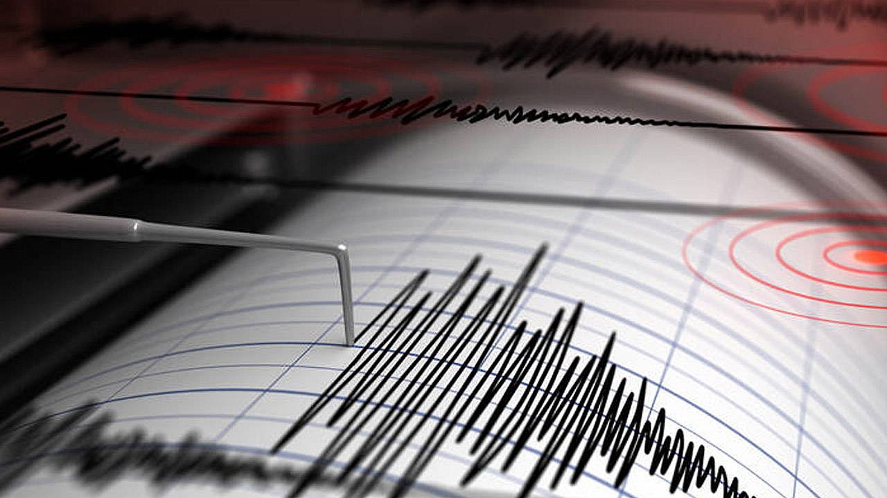 Adana'nın Saimbeyli ilçesinde depremler meydana geldi