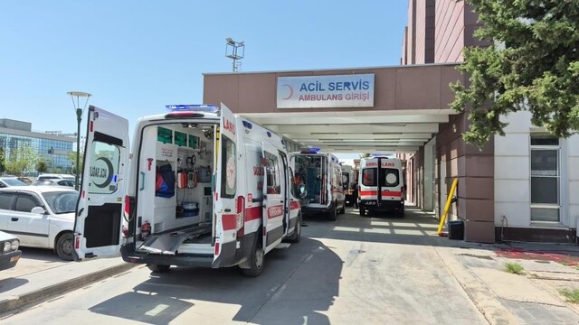 Adıyaman'da bıçaklı şakalaşma sonucu bir kişi yaralandı