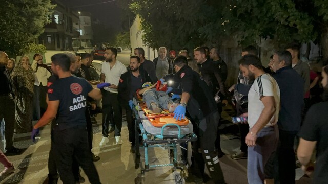 Adıyaman'da bisikletli çocuklara otomobil çarptı, iki yaralı
