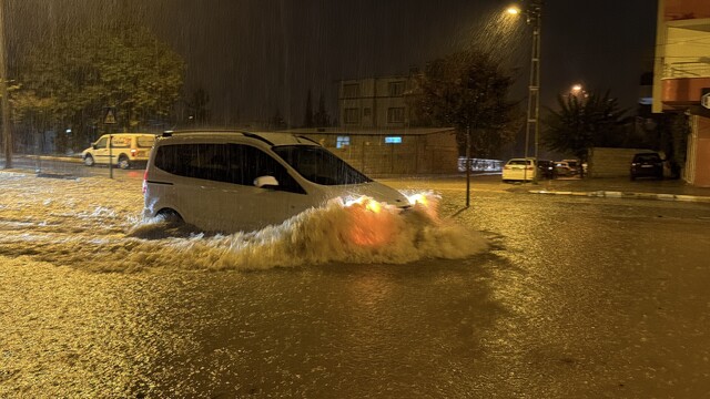 Adıyaman'da yağışlar hayatı olumsuz etkiledi
