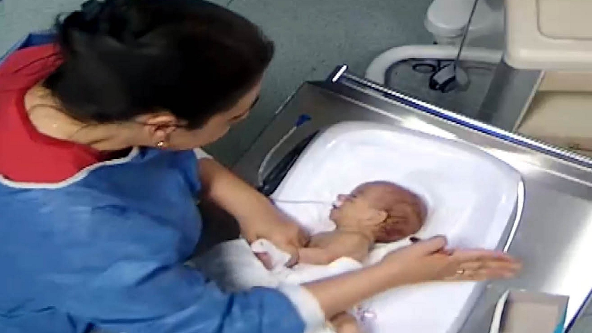 Adli Tıp Üst Kurulu'ndan rapor: Bebeğin engeli ile hemşire şiddeti yok