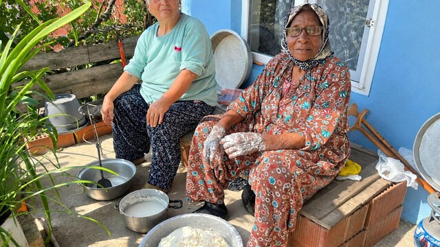Afro-Türkler, vatanları İzmir'de köklü yaşam sürüyor