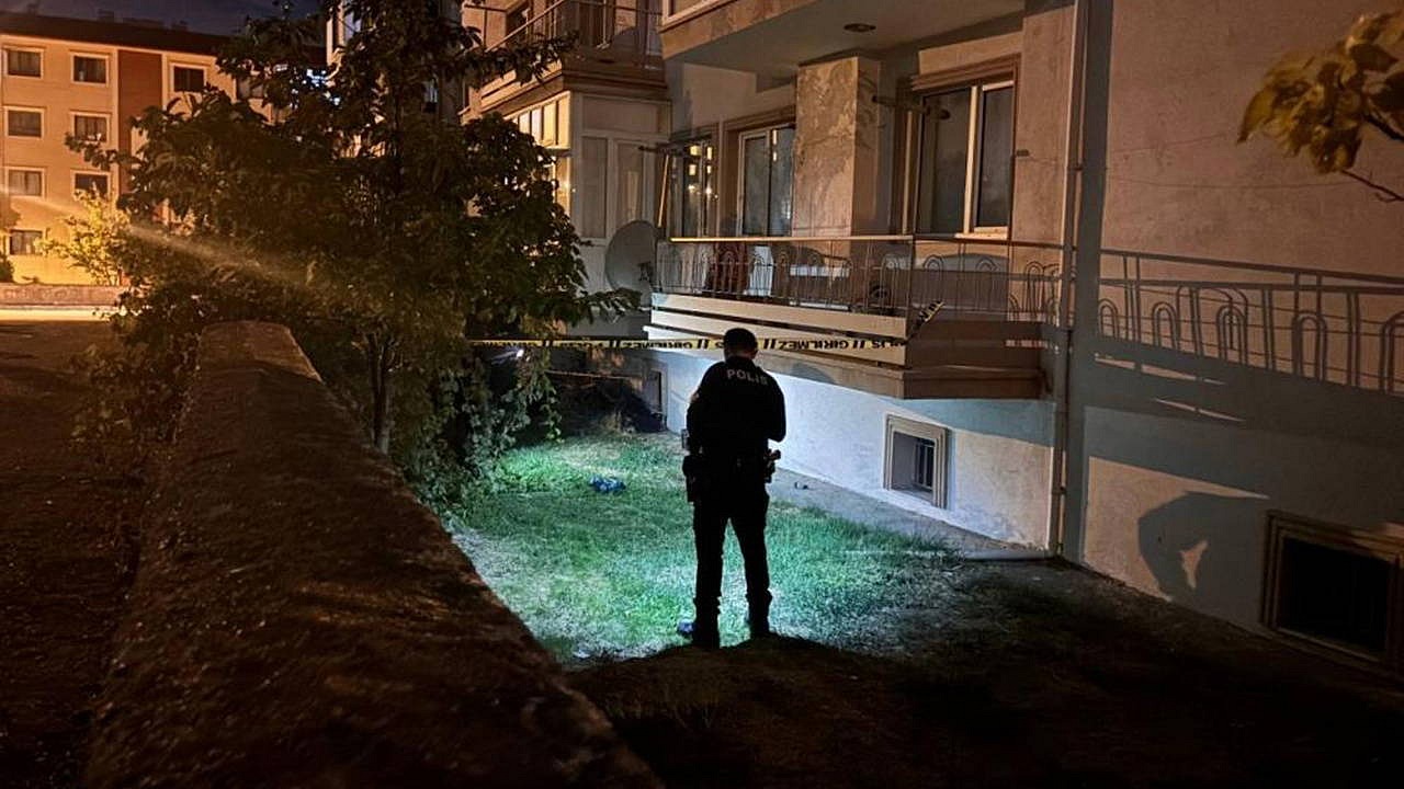 Akşemsettin Mahallesi'nde 4. kattan düşen kadın öldü
