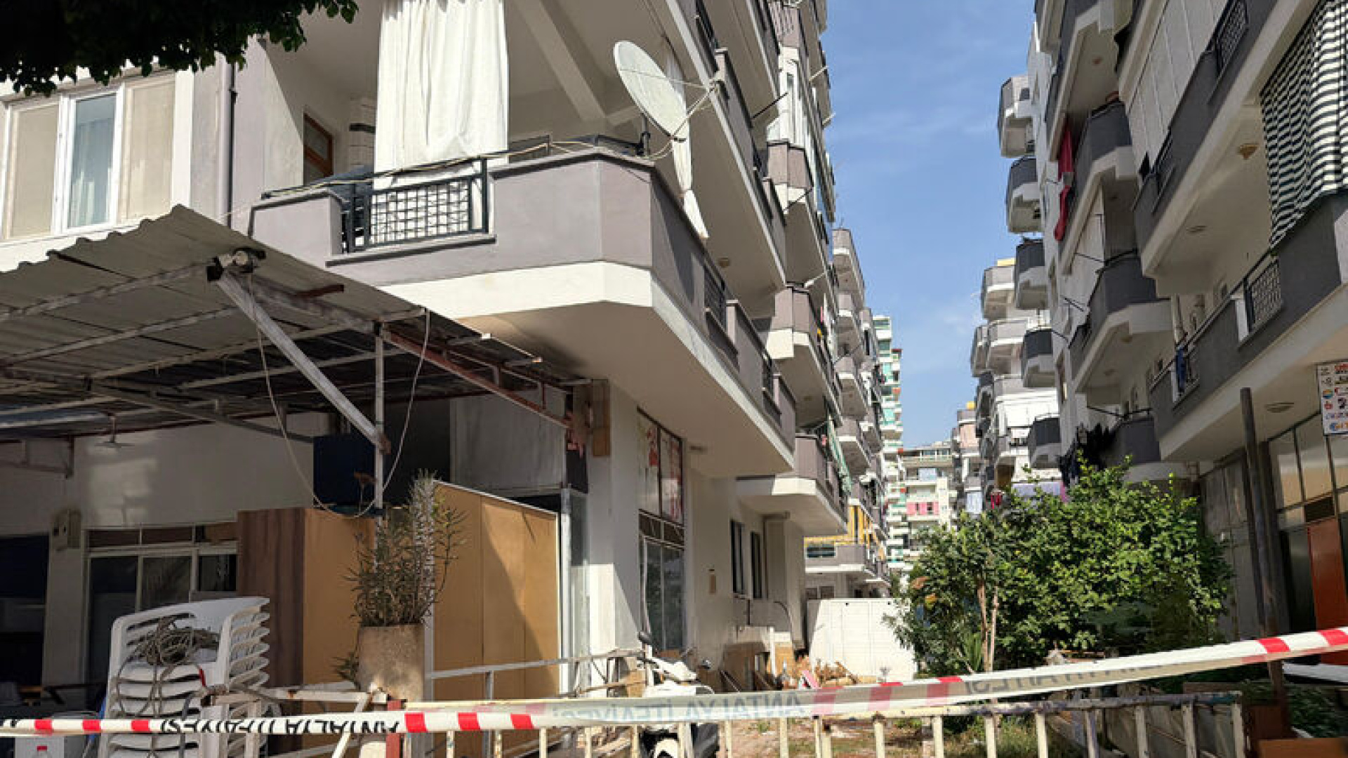 Alanya'da kardeş cinayeti: Kız kardeşini balkondan attı