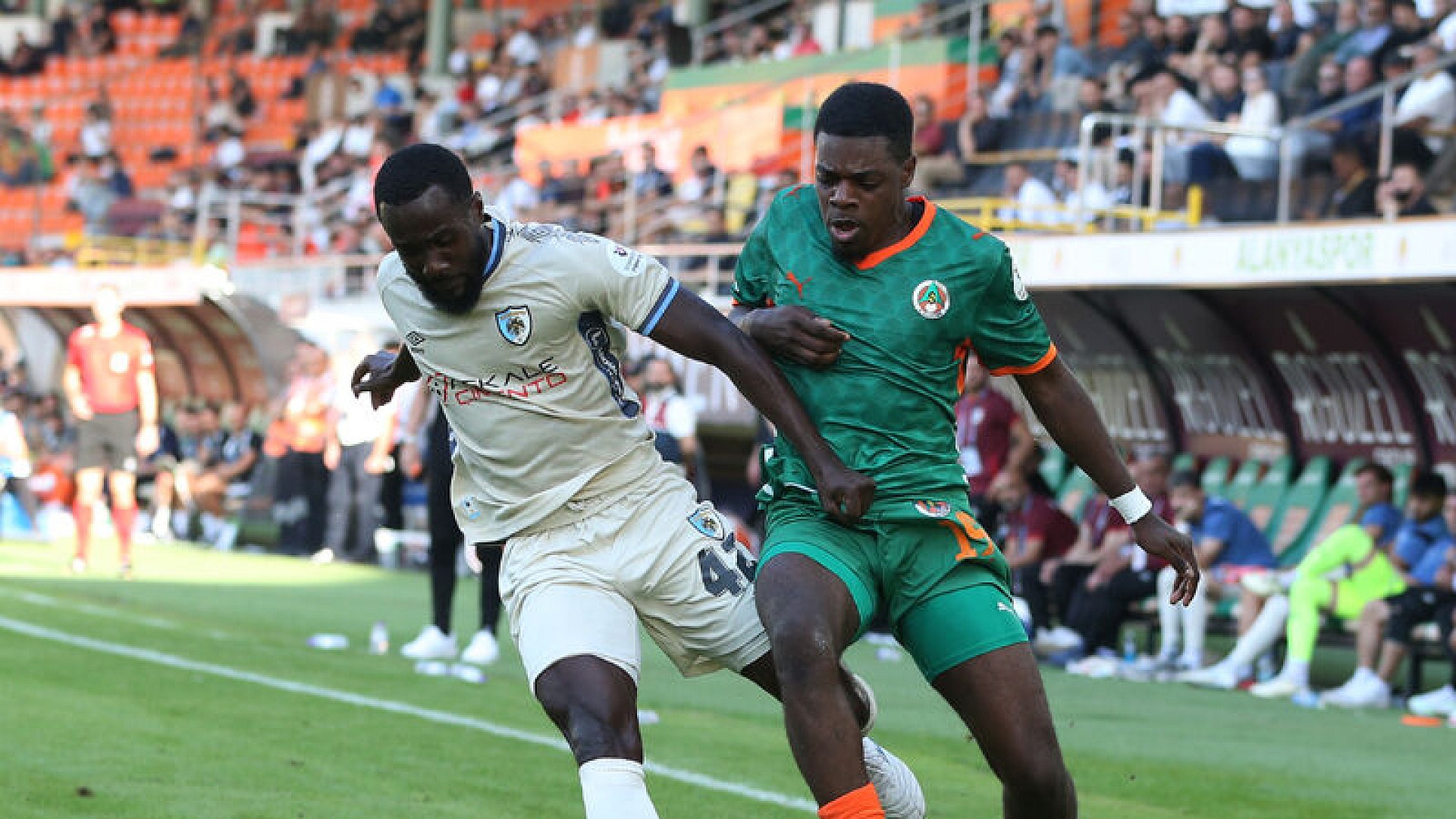 Alanyaspor ile Erzurumspor FK golsüz berabere kaldı