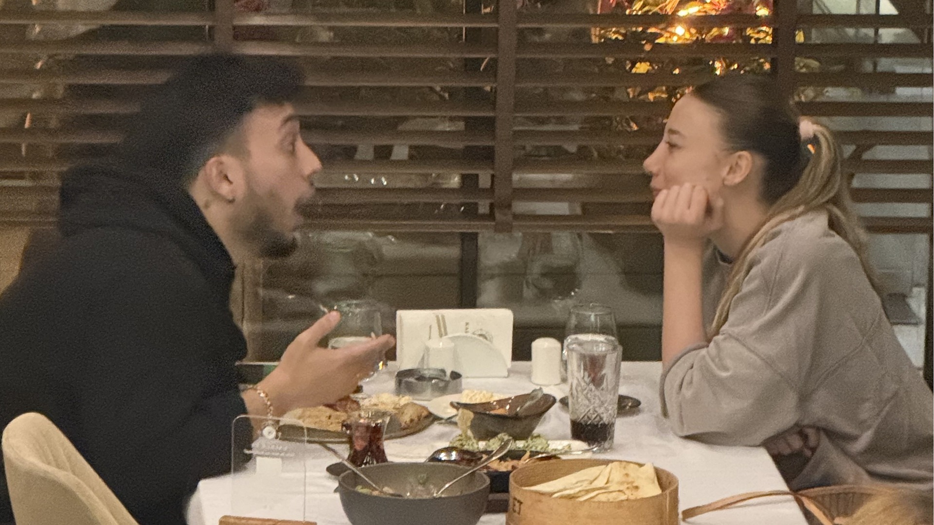 Aleyna Kalaycıoğlu ve Bertin Yıldız'dan dikkat çeken buluşma