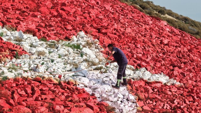 Amanosların zirvesindeki dev al bayrak 29 Ekim'e hazırlandı